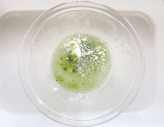 サバとカブスープのトッピング作り方２